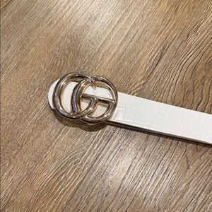 White Croc-Embossed Faux Leather Belt with Gold Double-Ring GG Buckle